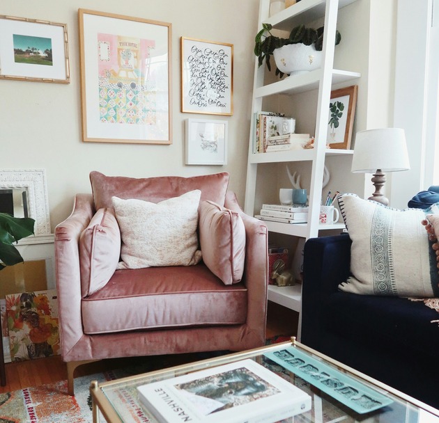 vintage bright living room